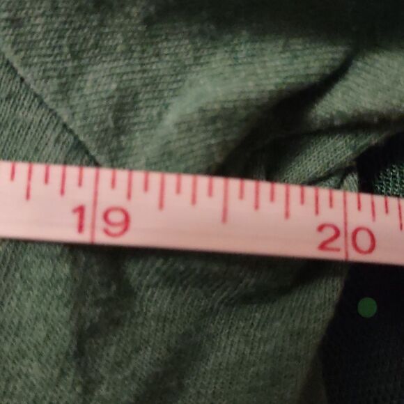 Star Wars Yoda Santa Green Red‎ T-shirt Size L The Season To Be Jolly It Is - Picture 5 of 6